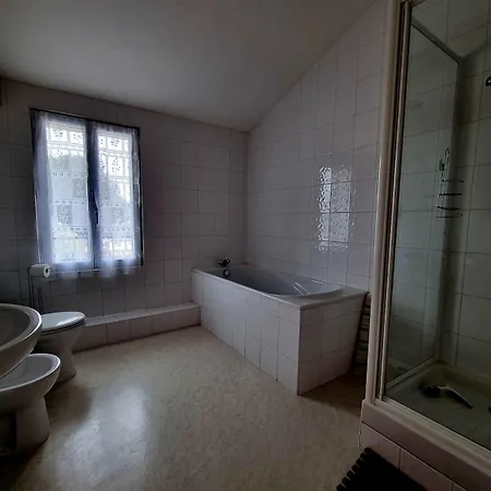 בית נופש Spacieux Authon-Ebeon